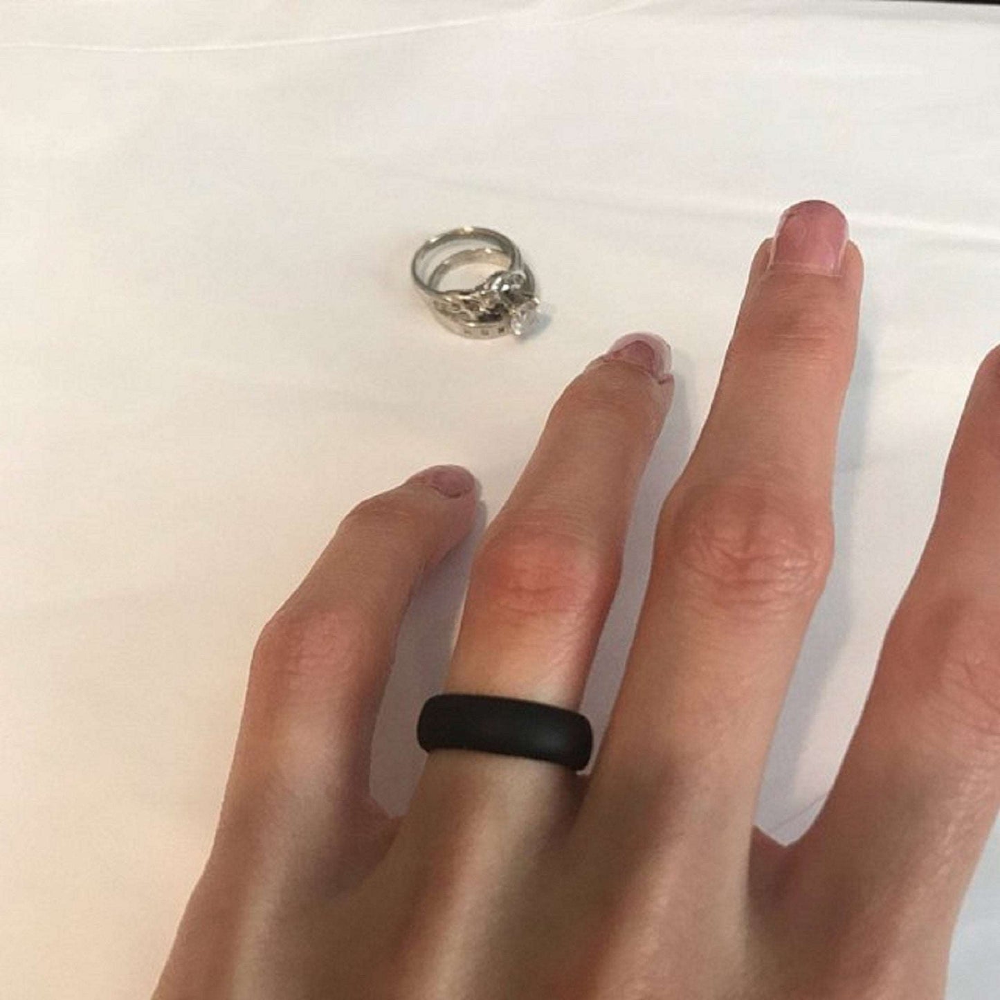 Women's Silicone Wedding Ring