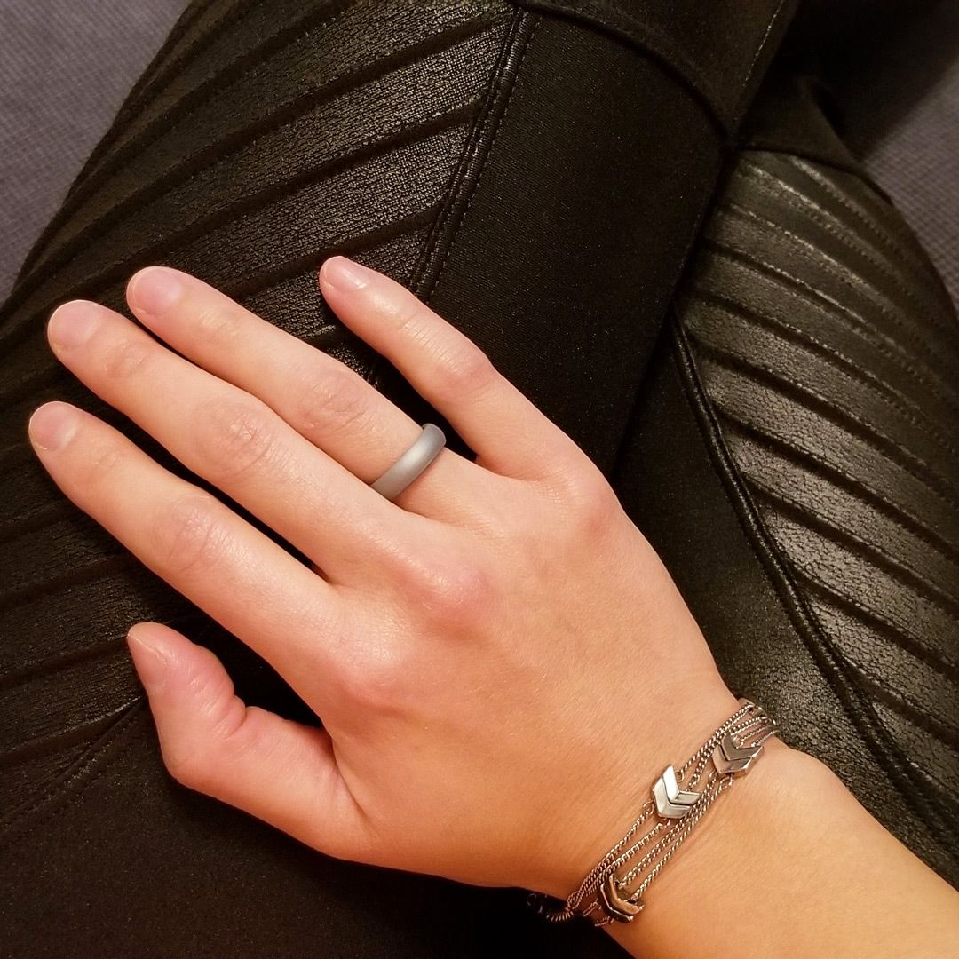 Women's Silicone Wedding Ring